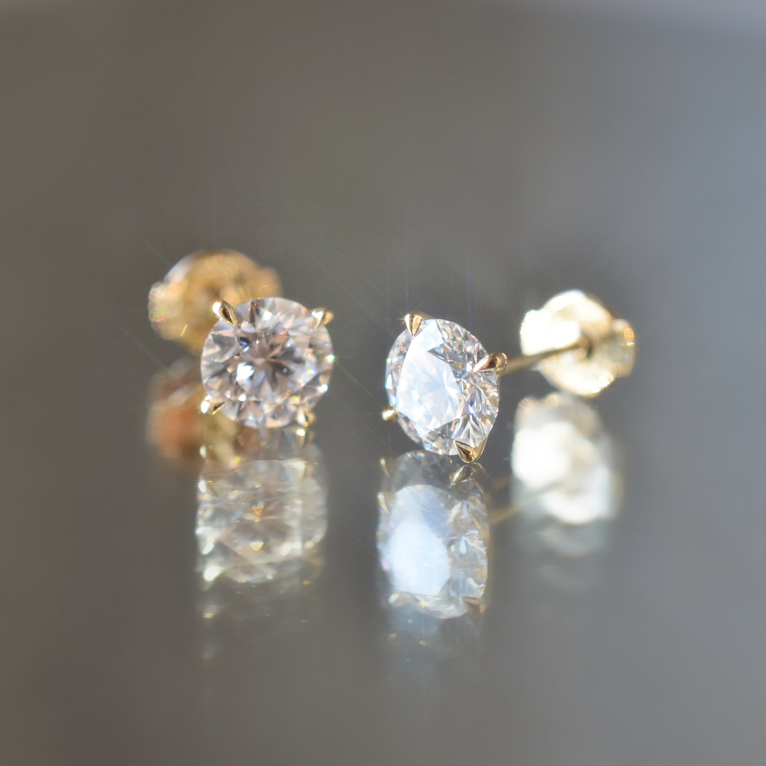 Boucles d’oreilles Alya – Diamant de laboratoire - 1,5 carats (2 X) -Rond - Or jaune 18K