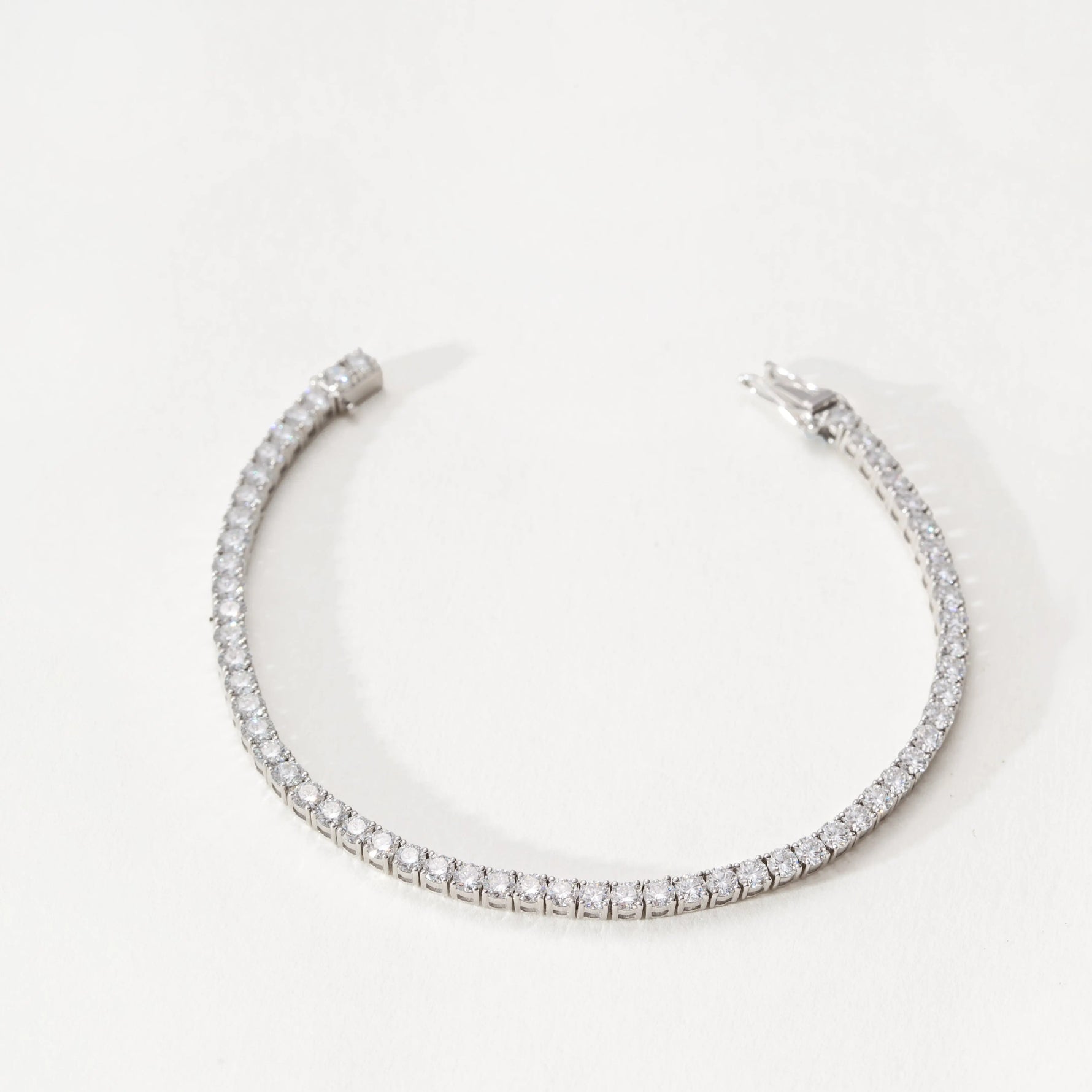 Bracelet tennis Gala 10 mm – Diamant de laboratoire - total 6 carats - Rond – Or blanc 14K diamelys