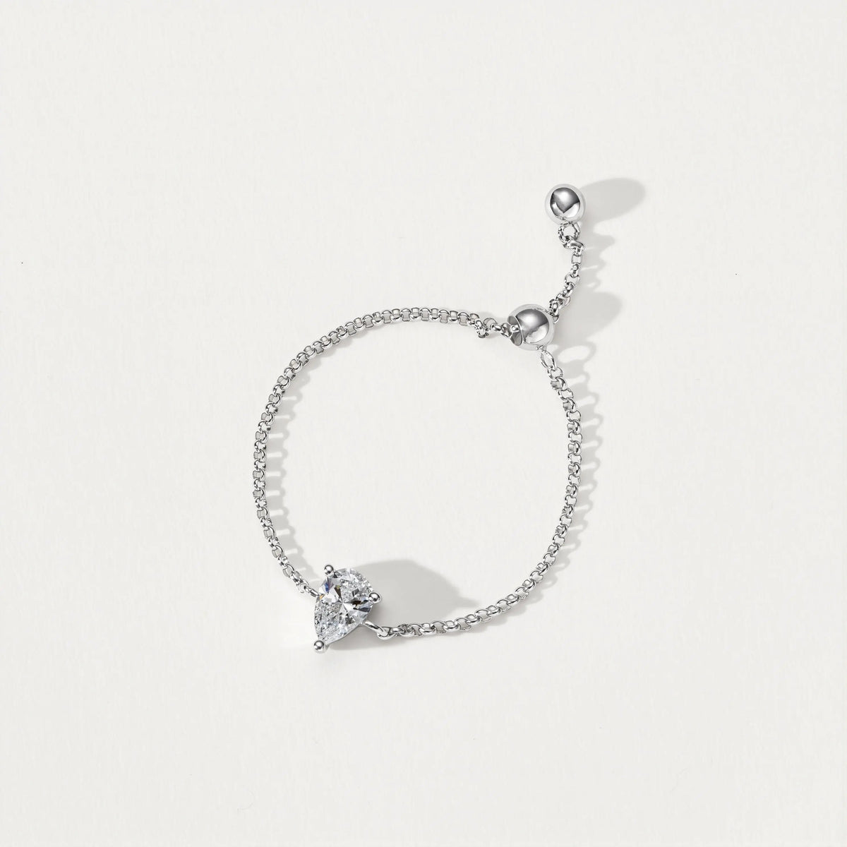 Bague Nova – Or blanc 14 carats – Poire 0,31 carat diamelys