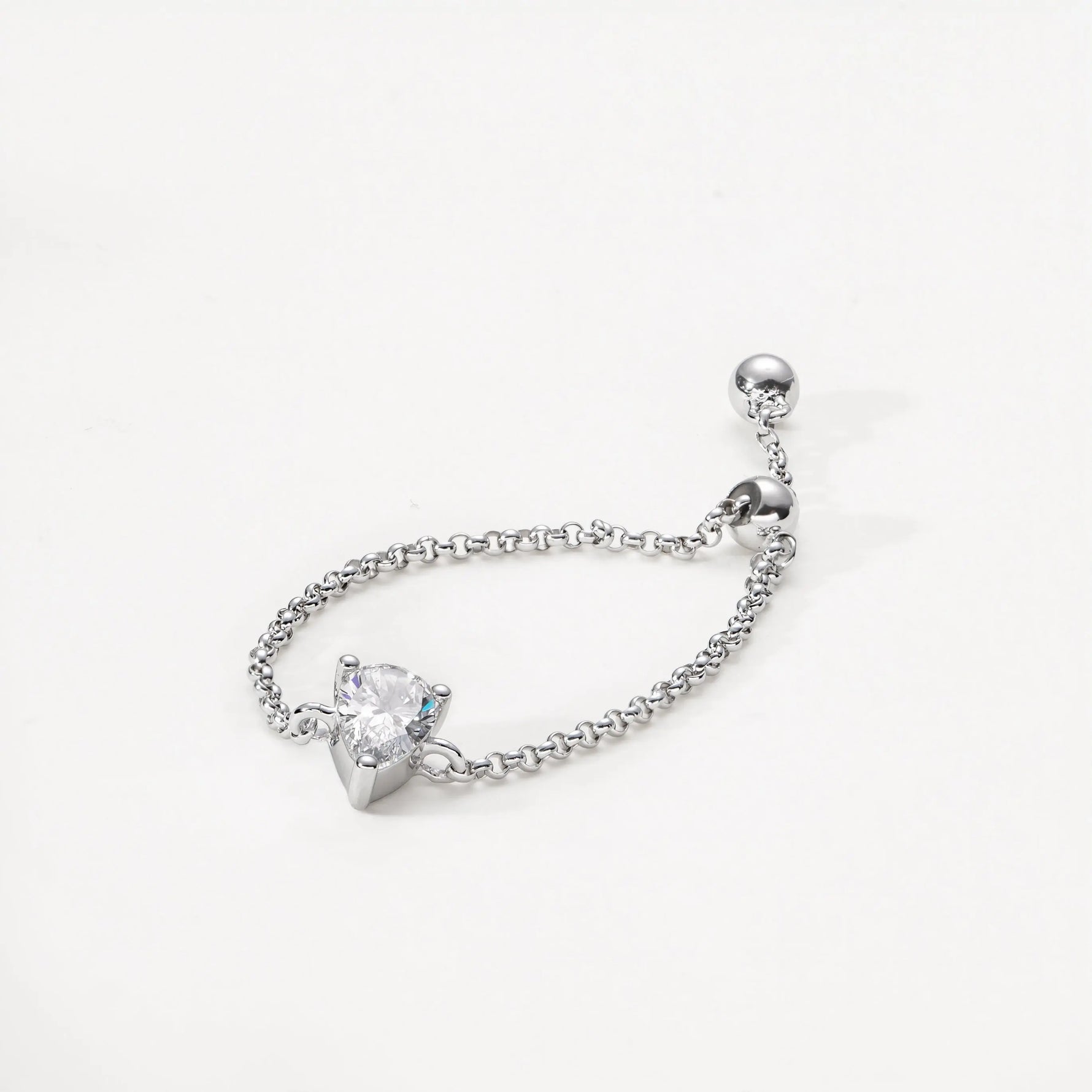 Bague Nova – Or blanc 14 carats – Poire 0,31 carat diamelys