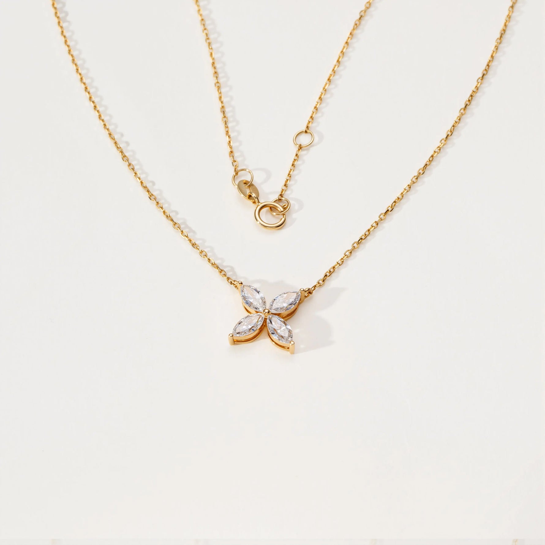 Collier Fleur -  Diamant de laboratoire - Or jaune 14K diamelys