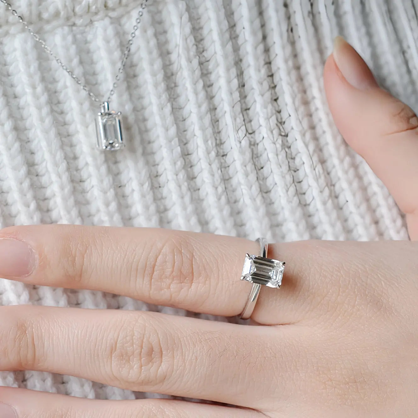 Bague de fiançailles Lune ll - Diamant de laboratoire - 2,1 carats - Émeraude -Or blanc 18K - taille 52 diamelys