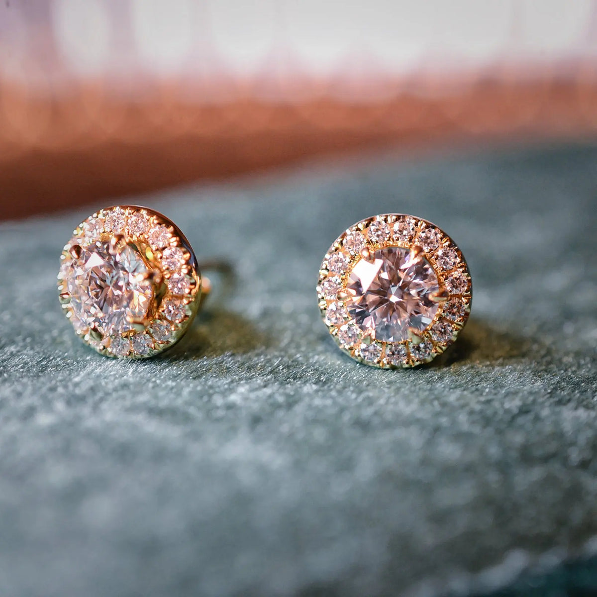 Boucles d'oreilles Elise - Diamant de laboratoire - Rond 0,5 carat (2 X) - Halo modulable - Or jaune 18K Diamelys