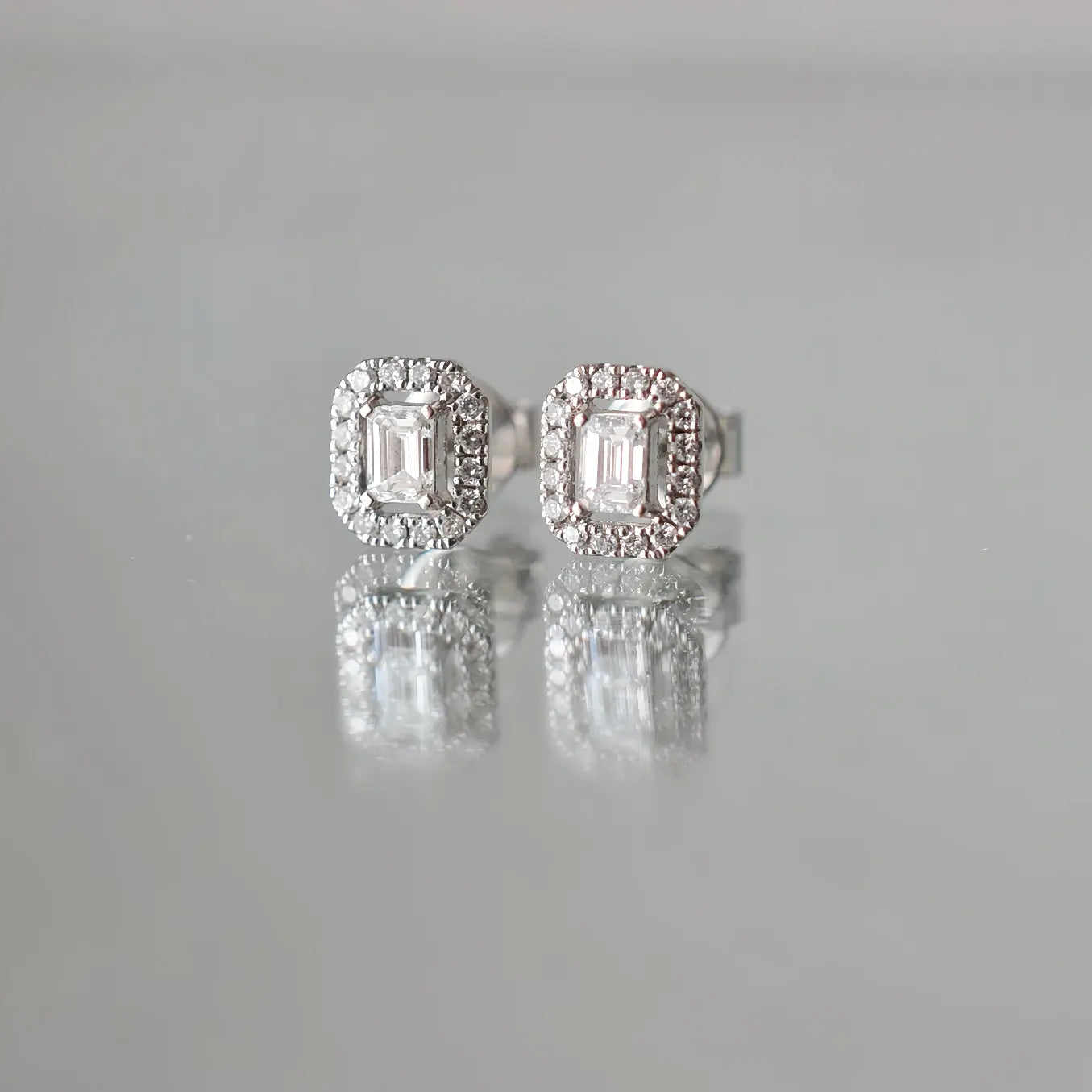 Boucles d’oreilles Aura - Diamant de laboratoire - Émeraudes – Halo(2X) diamelys