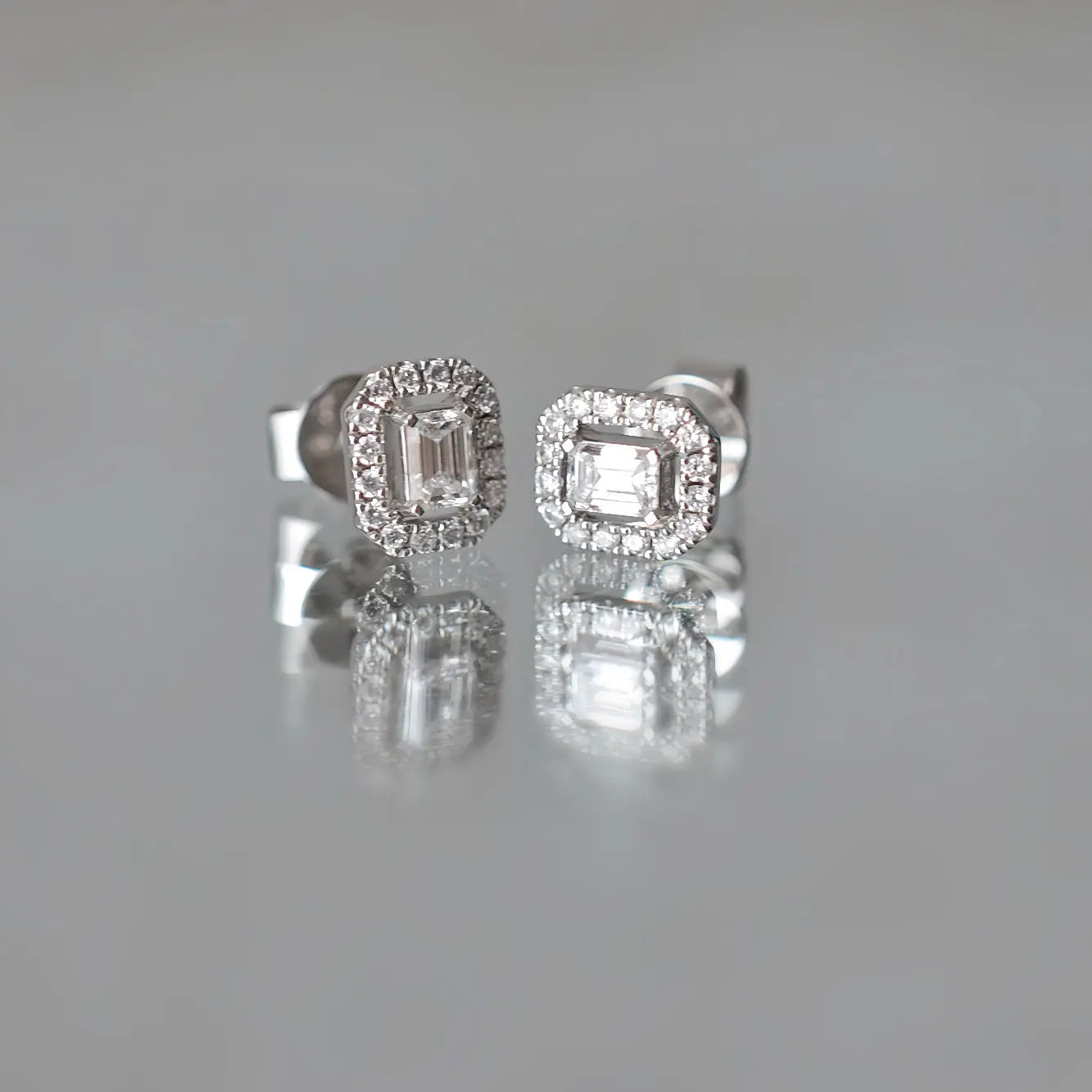 Boucles d’oreilles Aura - Diamant de laboratoire - Émeraudes – Halo(2X) diamelys