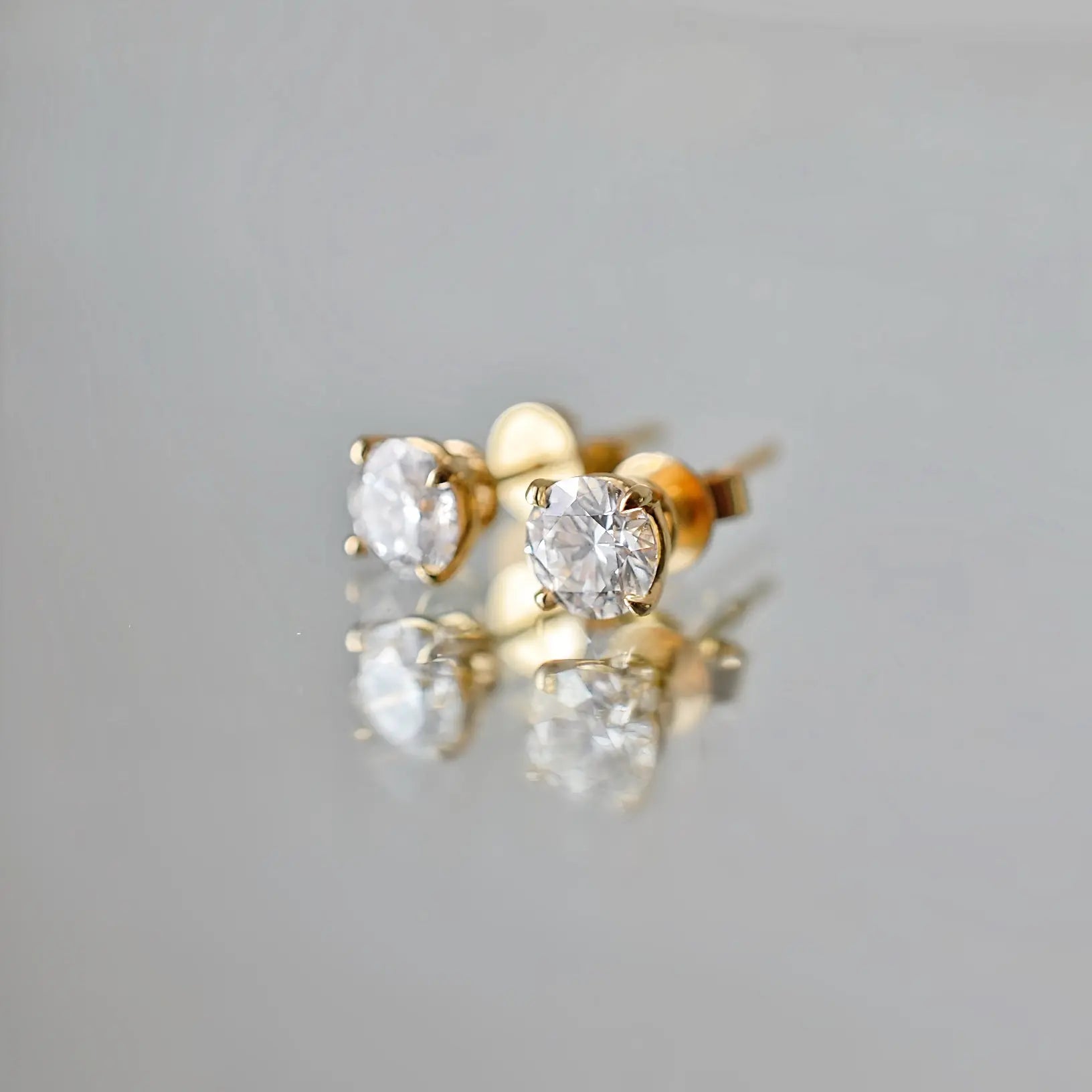 Boucles d’oreilles Alia– Diamant de laboratoire - 0,55 carat (2 X) -Rond - Or jaune 18K diamelys